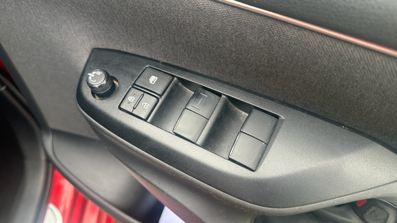 Toyota Yaris 1.5 Hybrid Design 5dr CVT Hybrid Hatchback